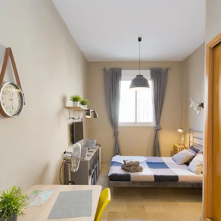 Apartment Live Estudio Centro 2 *